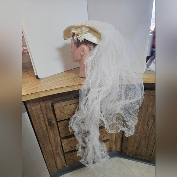 Vtg Ivory Bridal Wedding Hat Tier Tulle Veil Pearl Beaded Headdress *Minor Aging